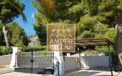 Villa zum verkaufen mit herrlichem Bergblick in Altea Costa Blanca.